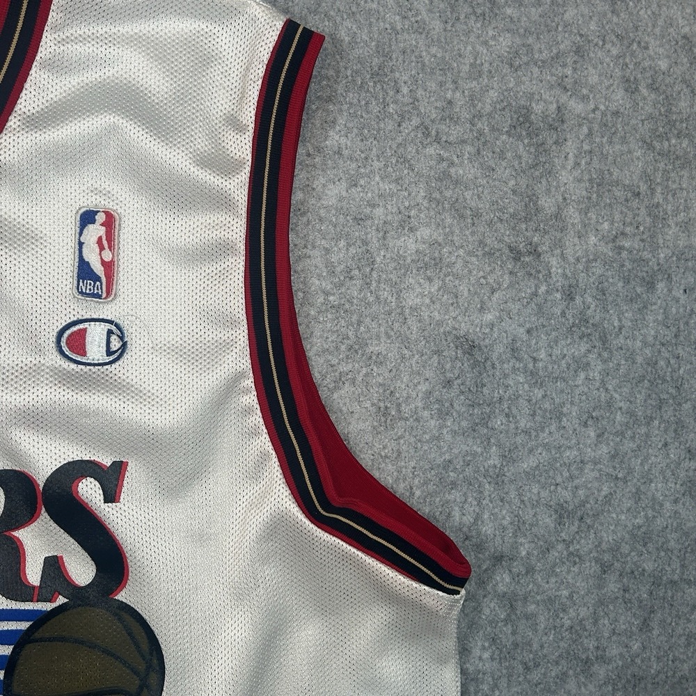 VTG 90's Allen Iverson #3 Philadelphia 76ers Jersey Men's Medium 40 White NBA - Picture 9 of 16